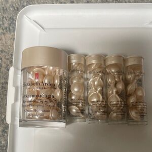 Elizabeth Arden Ceramide Capsules in Gold